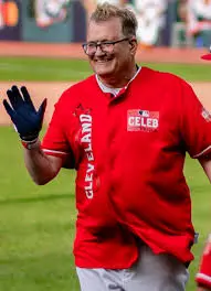 The Iconic Career of Drew Carey: Comedian and Television Host