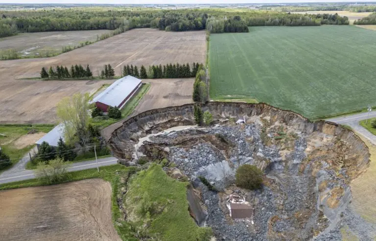 Glissement de Terrain à Sainte Monique : Un Incident Majeur