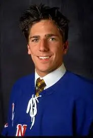 Exploring the Legacy of Henrik Lundqvist in Ice Hockey image 1