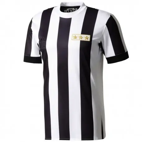 Juventus: The Story of a Football Icon