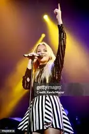 The Rise of Kelsea Ballerini in Country Music image 1