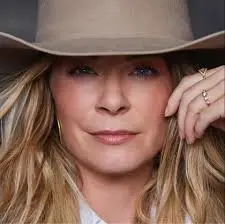 The Inspiring Journey of LeAnn Rimes in Country Music image 1