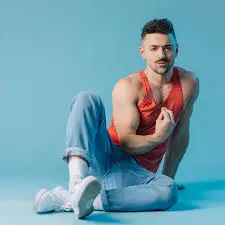 The Rise of Matteo Lane in Stand-Up Comedy