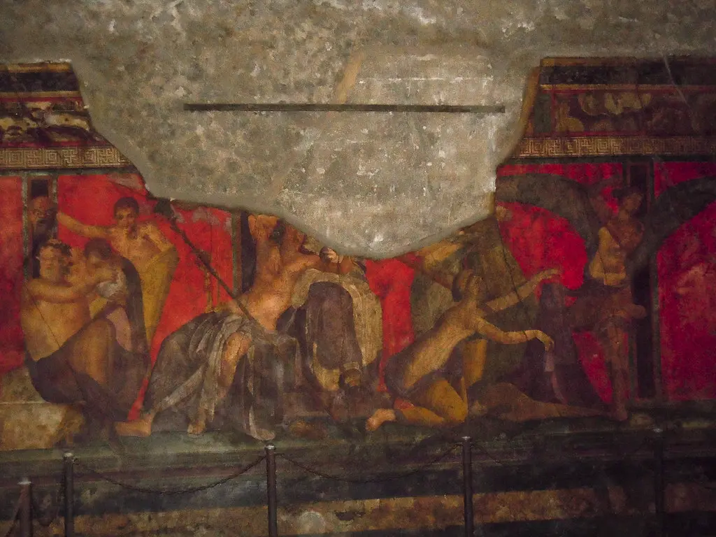 Discovering Napoli: A City of History and Culture