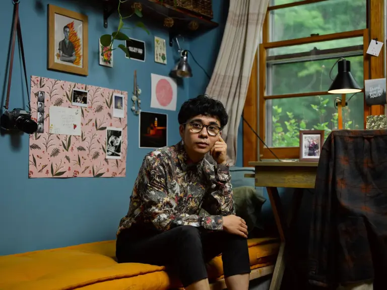 Ocean Vuong: A Voice of a Generation in Poetry and Prose