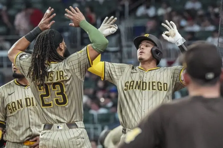 Padres vs Braves: A Critical Playoff Game in the MLB