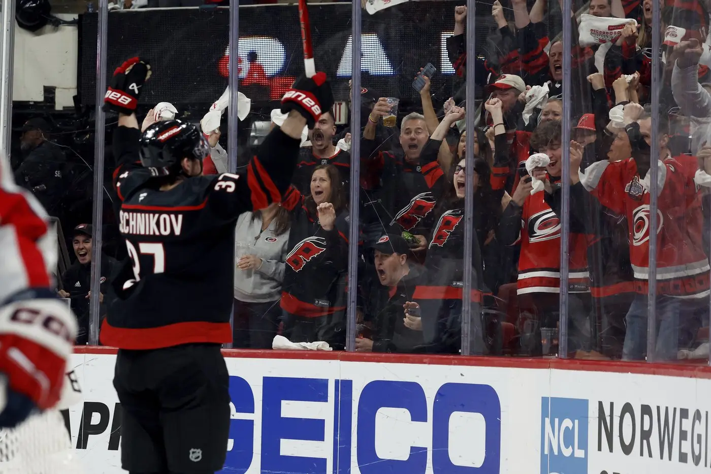 Rod Brind’Amour: A Legacy in the NHL