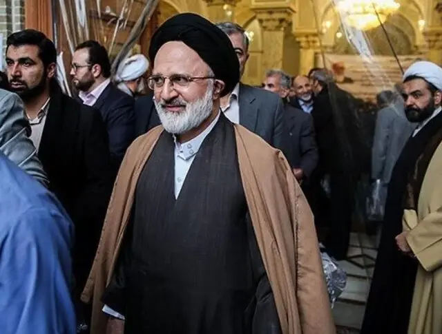 شخصیت و تأثیرات علی اصغر حجازی در تاریخ معاصر ایران image 1