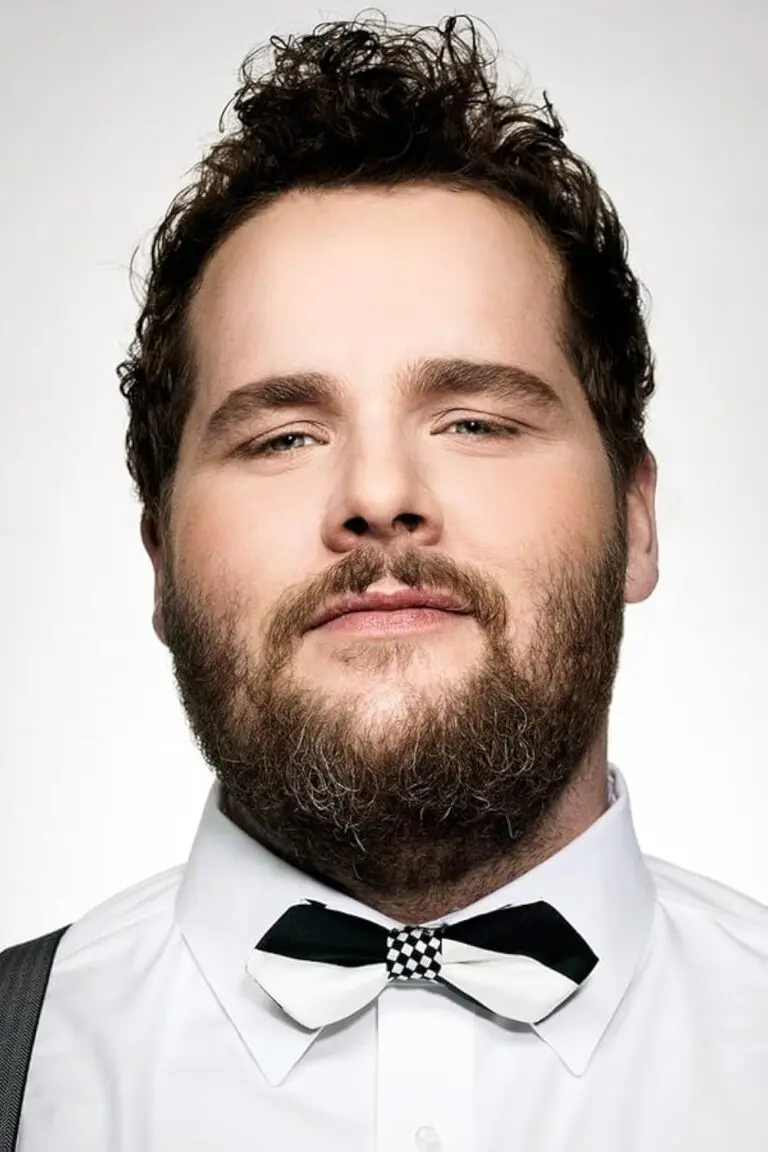 Antoine Bertrand: Un Acteur Émérite du Cinéma Canadien
