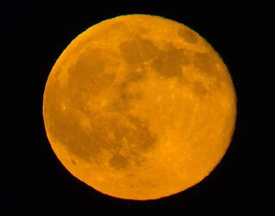 The Significance of the Full Moon in June 2025 image 1