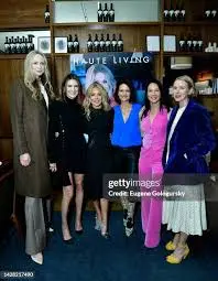 The Rise and Impact of Kelly Ripa in Television image 1