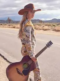 Lainey Wilson: The Ascendancy of a Country Music Sensation