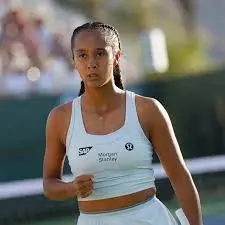 Leylah Fernandez: A Rising Star in Canadian Tennis