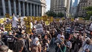 Understanding the No Kings Day Protest image 1
