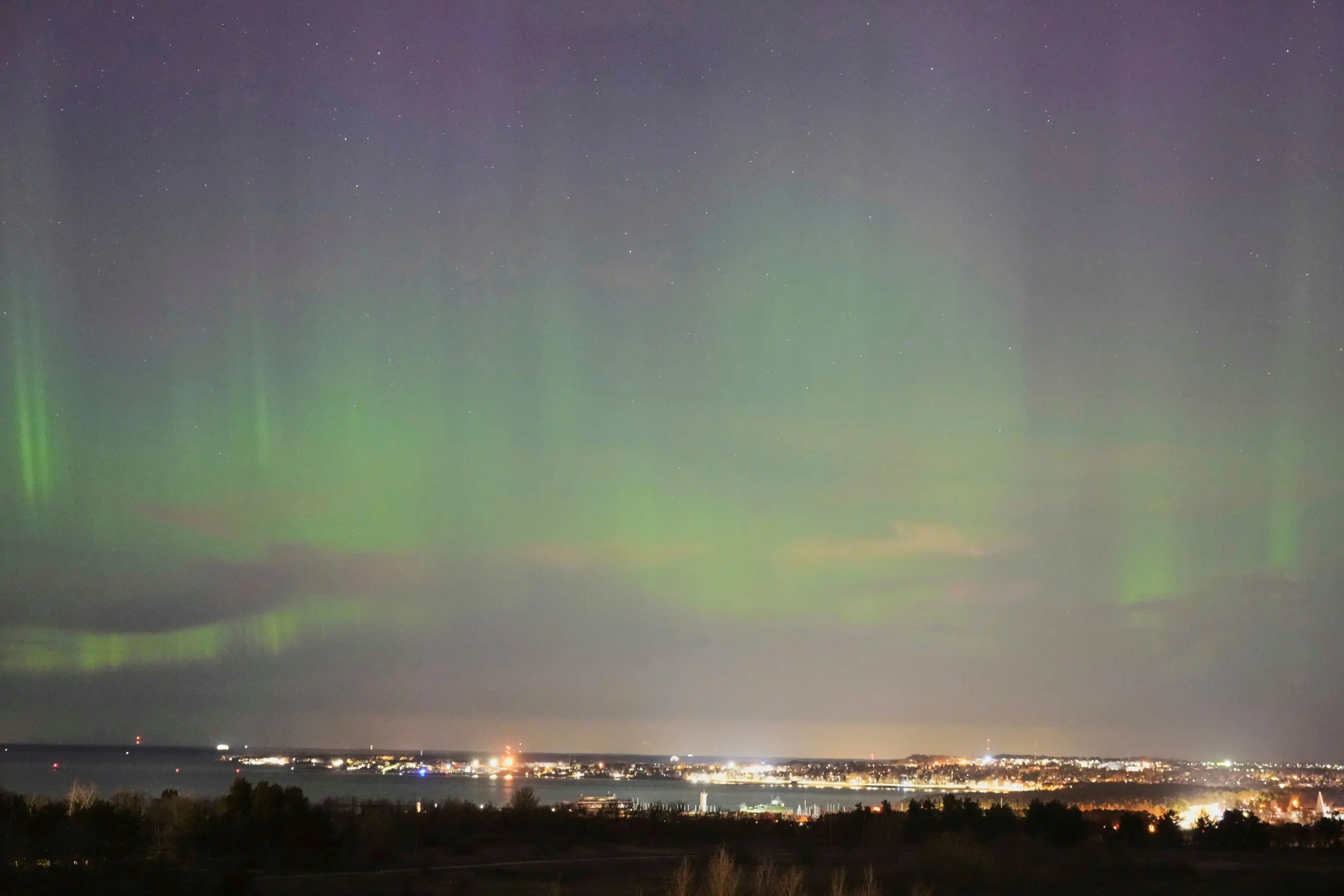 The Magic of Northern Lights: Understanding the Aurora Borealis
