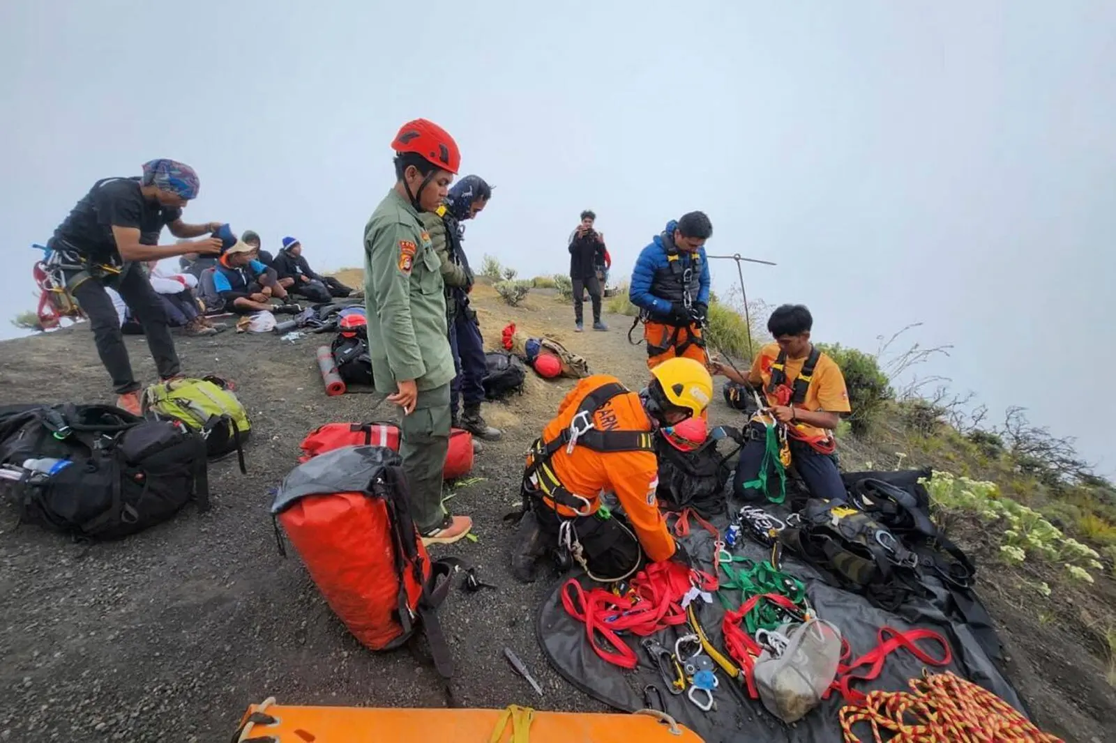 Exploration des Volcans Indonésiens : Une Aventure à Ne Pas Manquer
