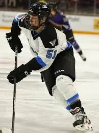The Rising Star of Women’s Hockey: Victoria Bach