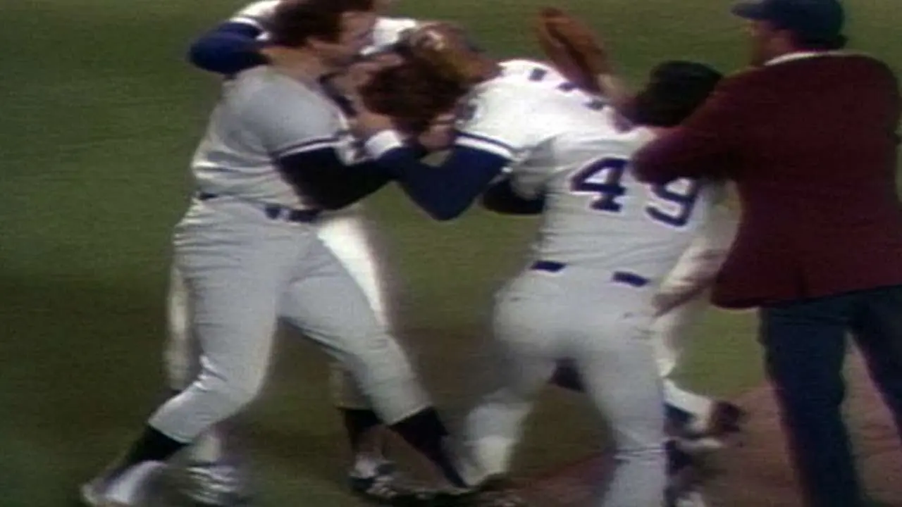Yankees vs Royals: A Season to Remember
