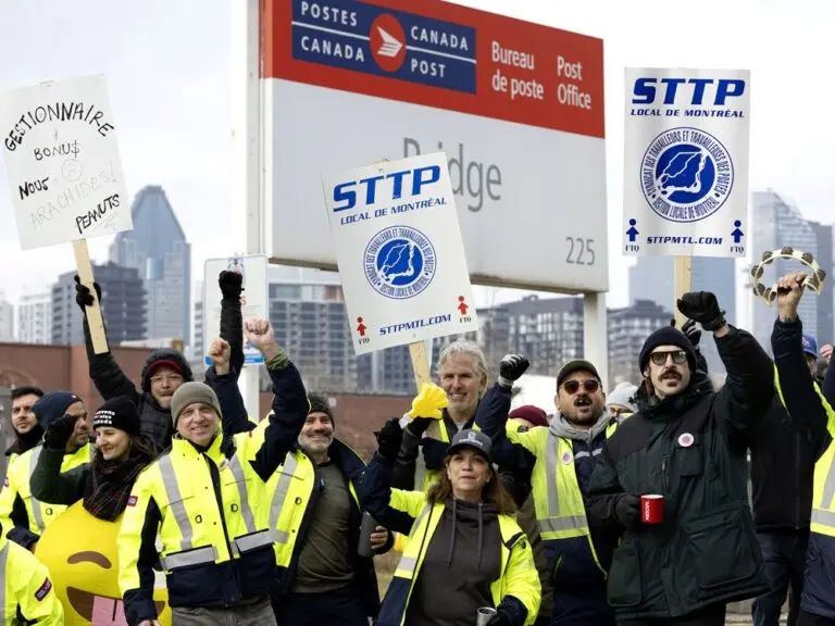 The Vital Role of Canada Post Workers in Our Communities image 1