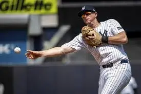 DJ LeMahieu: The Star of Versatility in Major League Baseball