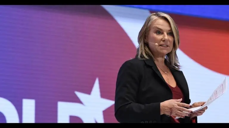 Exploring the Work and Impact of Esther Perel image 1