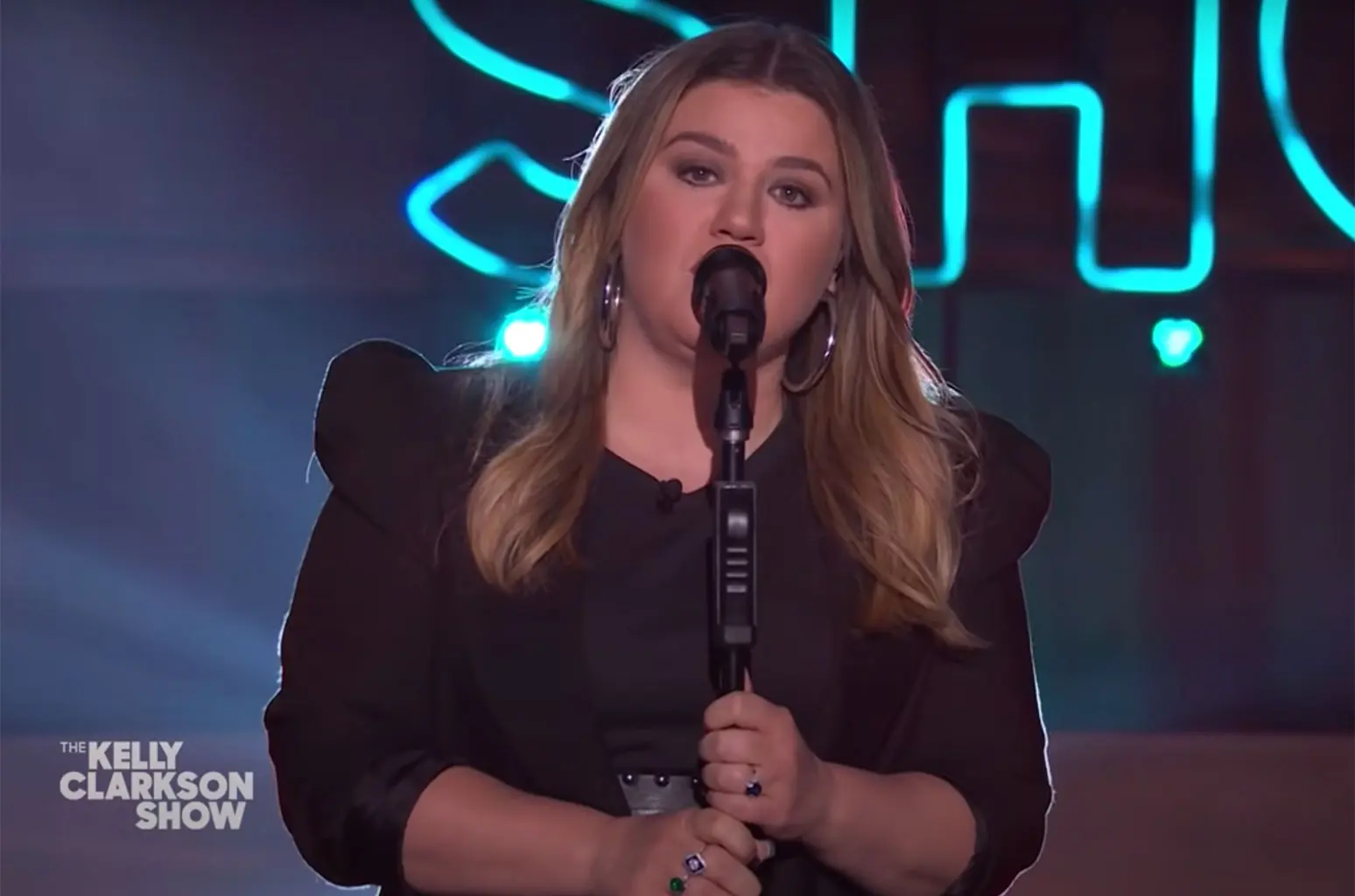 The Remarkable Journey of Kelly Clarkson image 1
