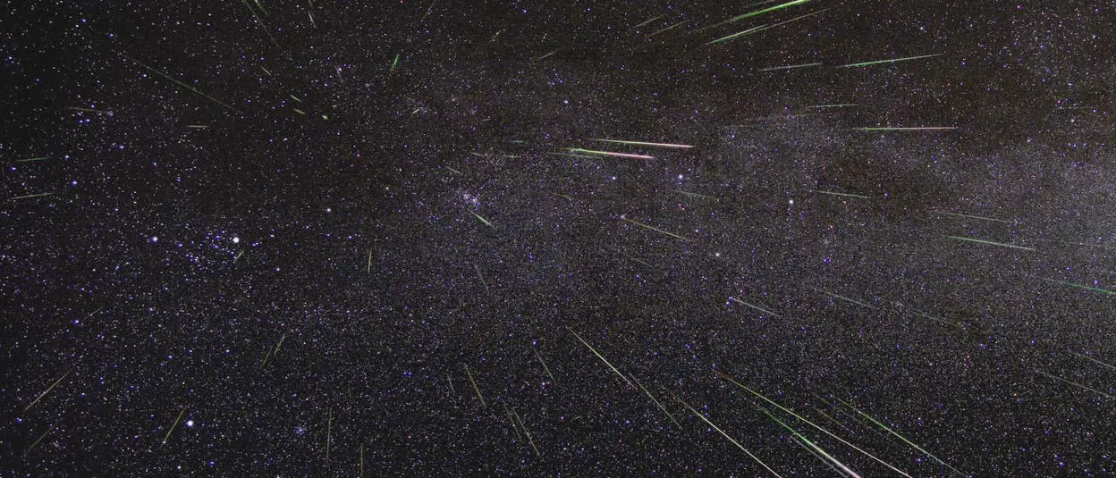 A Guide to Meteor Shower 2025: Dates and Viewing Tips