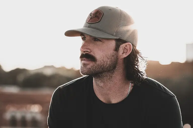 Riley Green: The Rise of a Country Music Sensation
