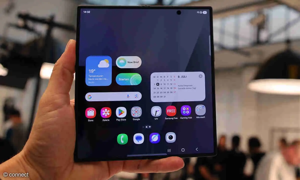 Everything You Need to Know About the Samsung Galaxy Z Fold 7 image 1