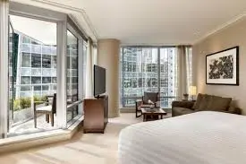 Experience Luxury at Shangri-La Hotel Vancouver