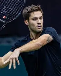 Alexis Galarneau: A Bright Future in Canadian Tennis