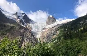 Exploring Bugaboo Provincial Park: A Natural Wonderland