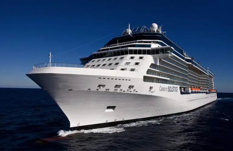 Exploring the Luxury of Celebrity Cruises image 1