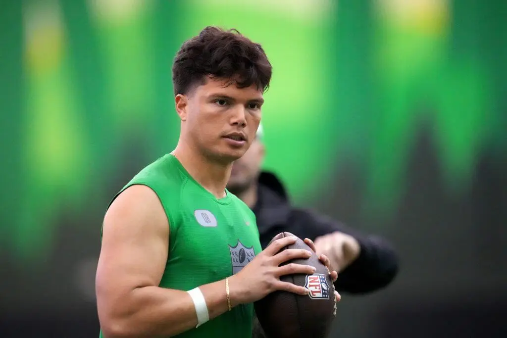 Dillon Gabriel: A Standout Quarterback Making Headlines