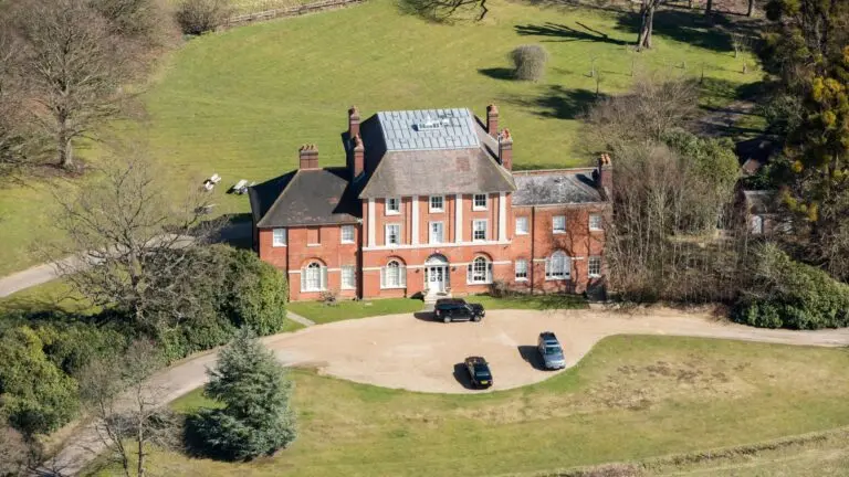 Exploring Forest Lodge Windsor: A Natural Retreat