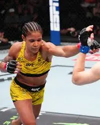 Gabriella Fernandes: A New Talent on the Rise