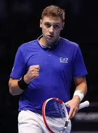 Hamad Medjedovic: A Bright Future in Tennis