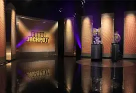 Understanding the Allure of Jackpot Wins in Canada image 1