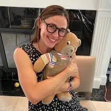 The Versatile Career and Philanthropy of Jennifer Garner image 1