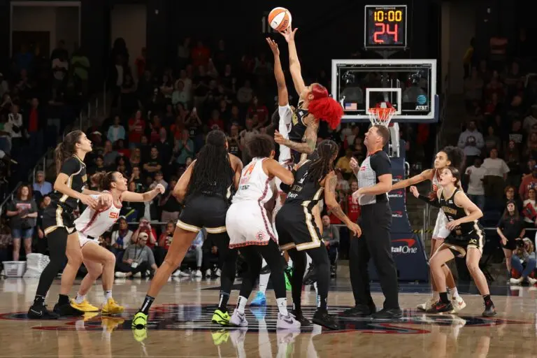Mystics vs Sun: Understanding Their Divergent Views