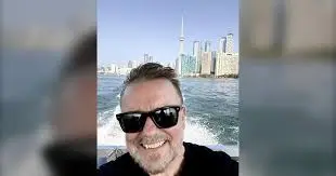 Ricky Gervais Delights Toronto with His Unique Comedy Style image 1
