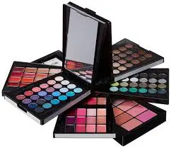 Exploring Sephora: The Beauty Retail Giant in Canada