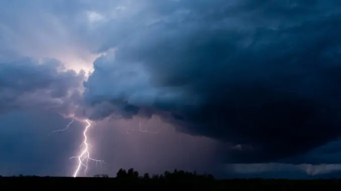 Importance de la Veille d’Orages Violents au Canada