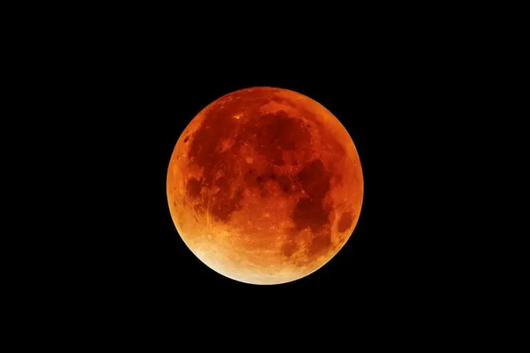 Anticipating the Blood Moon in 2025: A Celestial Event