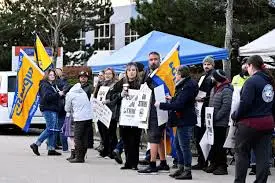Understanding the Canada Postal Strike and Its Impact image 1