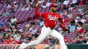 Cubs vs Reds: A Rivalry Renewed in 2023