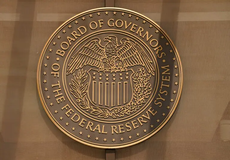 Understanding the Federal Reserve and Its Economic Role image 1