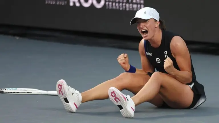 Iga Świątek: From Young Hope to Tennis Champion