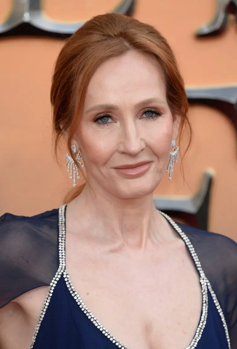 The Life and Impact of JK Rowling image 1
