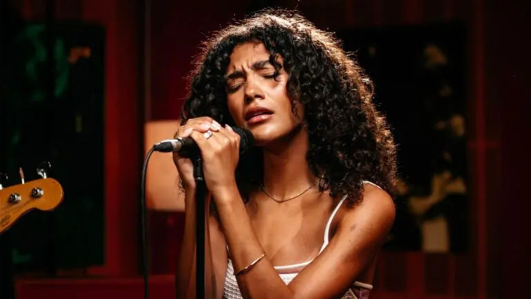 Olivia Dean: The Rising Star Captivating Audiences